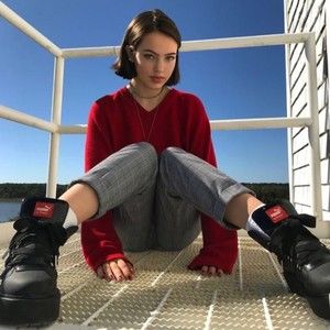 Meet your Posher, Laura